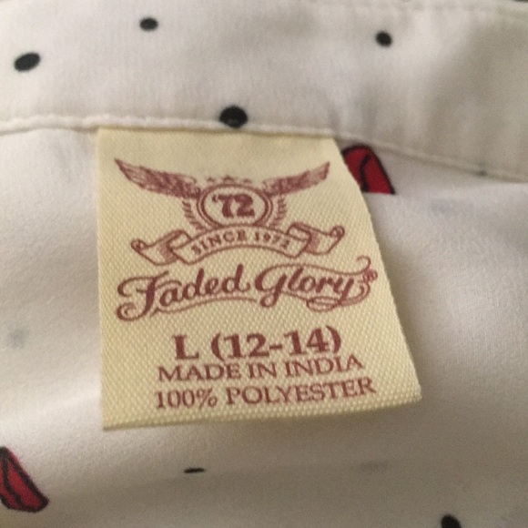 SHIRT BUTTONS DOWN VALENTINES DAY PRINT LIPS AND POLKA DOTS SZ L - Picture 7 of 8